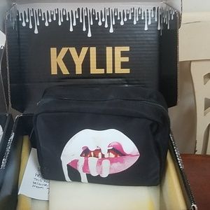 Kylie birthday kit